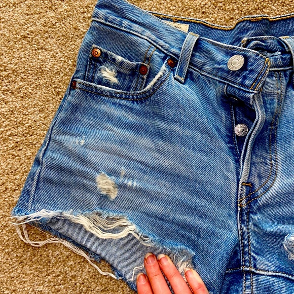 Levi shorts - Picture 5 of 7